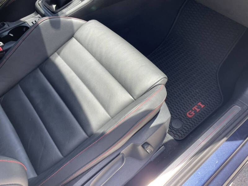 2015 Volkswagen Golf GTI S