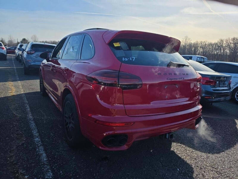 2016 Porsche Cayenne GTS