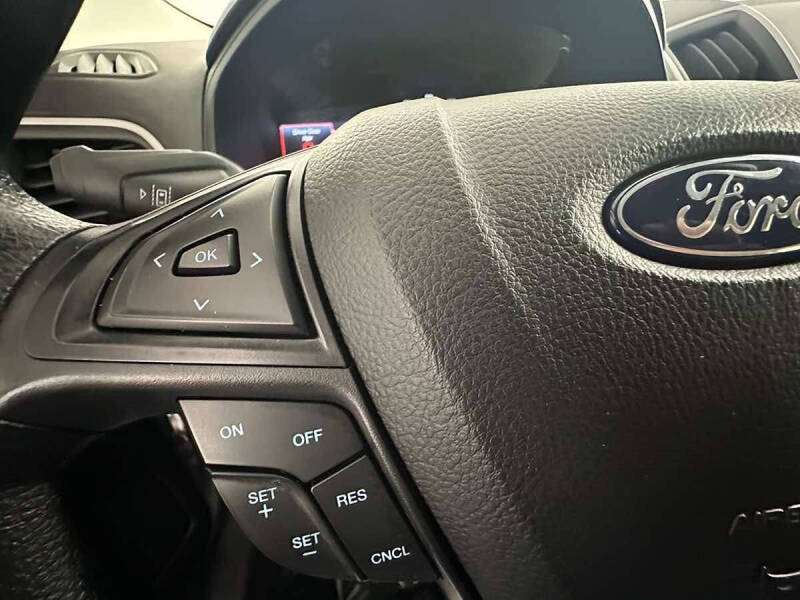 2024 Ford Edge SE