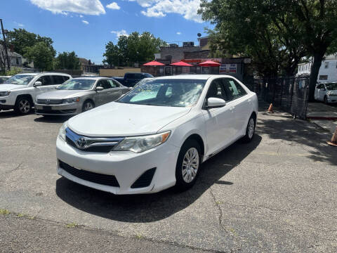 2013 Toyota Camry LE