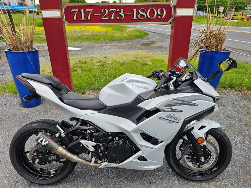 2025 Kawasaki EX 500 Ninja