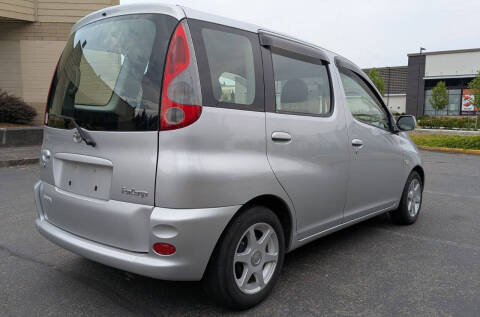 2000 Toyota Funcargo Yaris