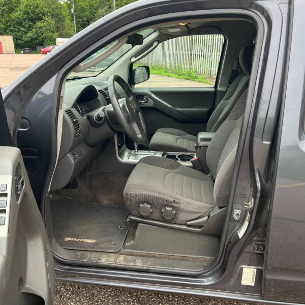 2011 Nissan Pathfinder S