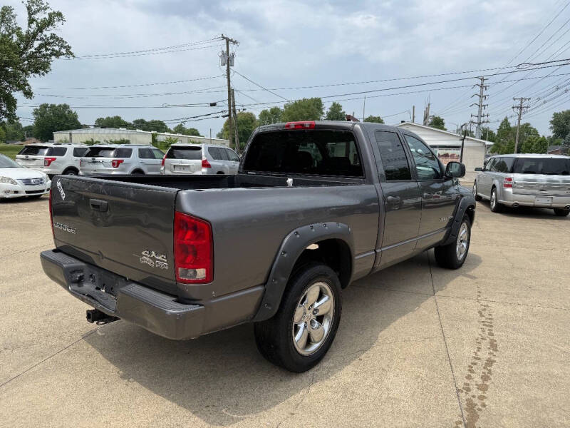 2004 Dodge Ram 1500 SLT