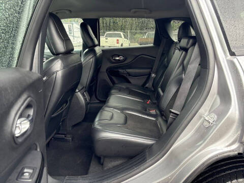 2020 Jeep Cherokee Altitude