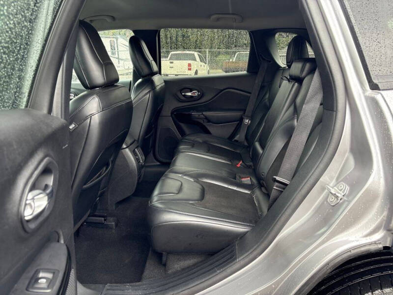 2020 Jeep Cherokee Altitude