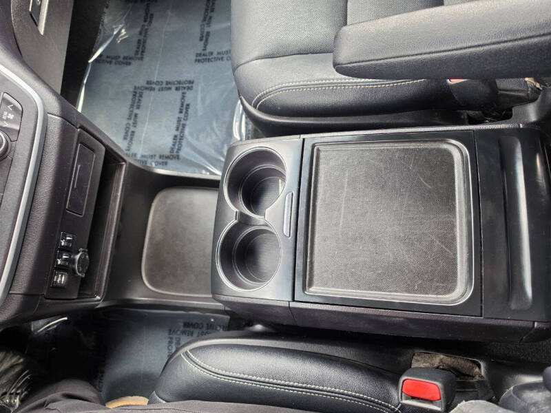 2016 Toyota Sienna SE 8-Passenger