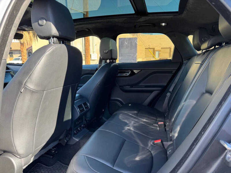 2020 Jaguar F-PACE 25t Premium