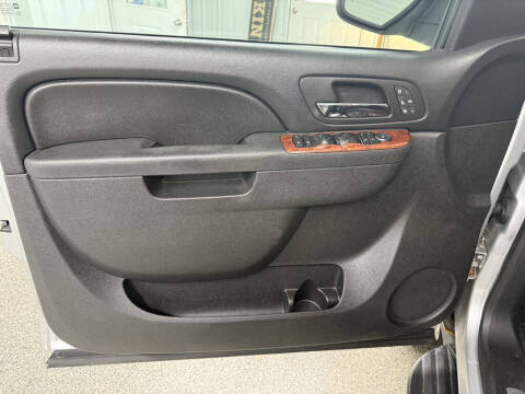 2013 Chevrolet Avalanche LTZ Black Diamond