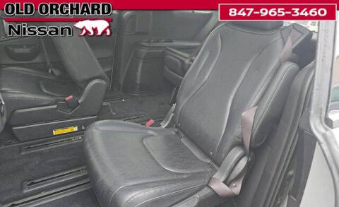 2025 Kia Carnival SX