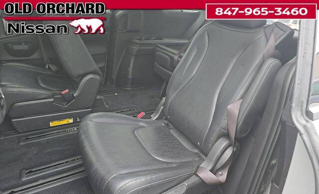 2025 Kia Carnival SX