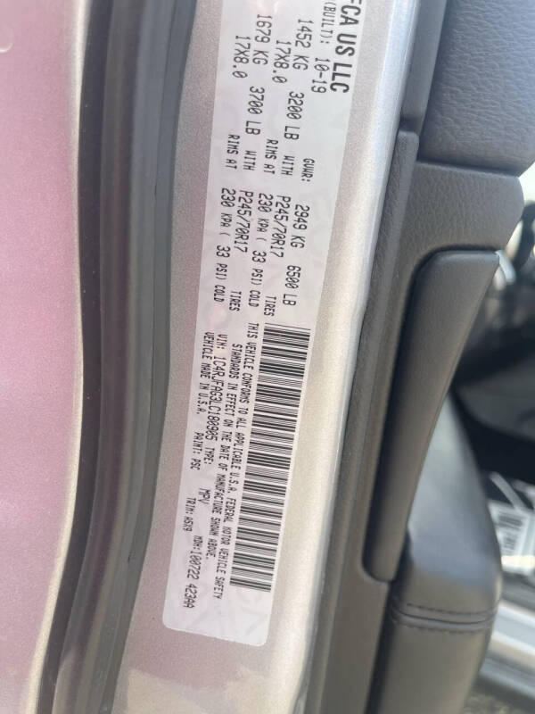 2020 Jeep Grand Cherokee Laredo