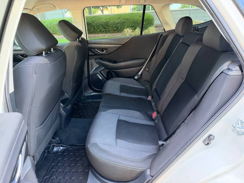 2021 Subaru Outback Premium