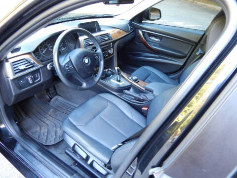 2018 BMW 3 Series 320i