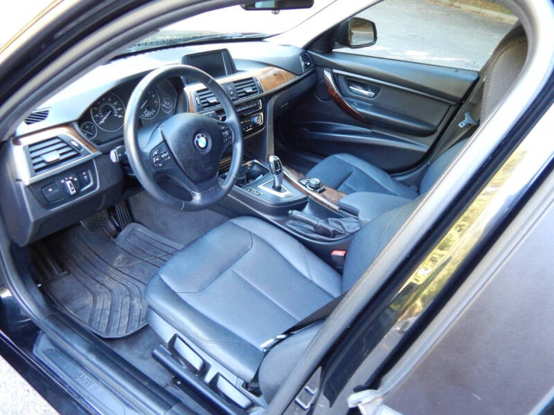 2018 BMW 3 Series 320i