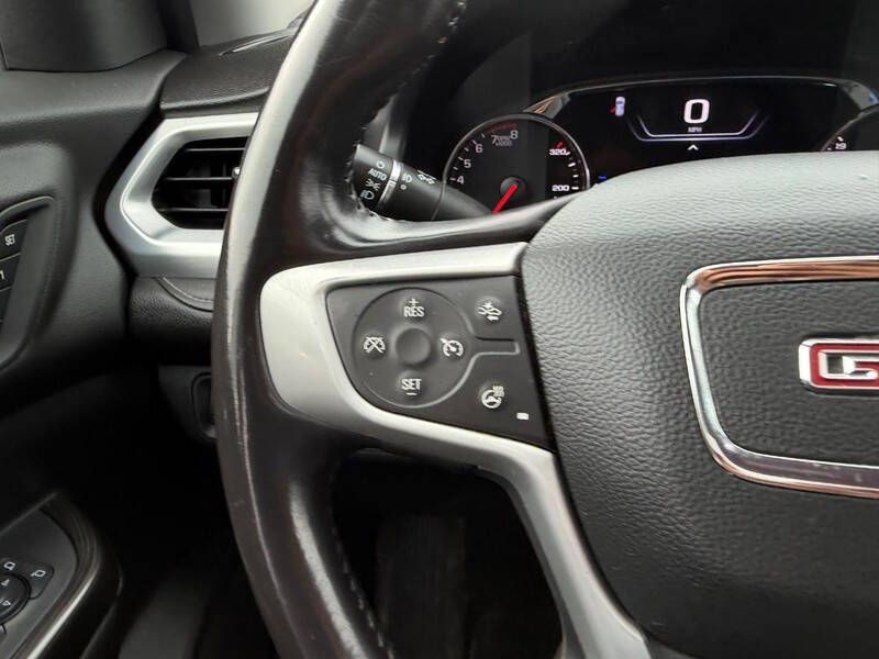 2021 GMC Acadia SLT