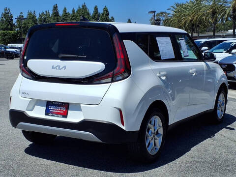 2024 Kia Soul LX