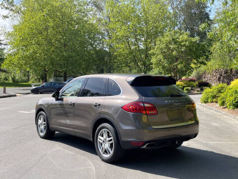 2014 Porsche Cayenne Platinum