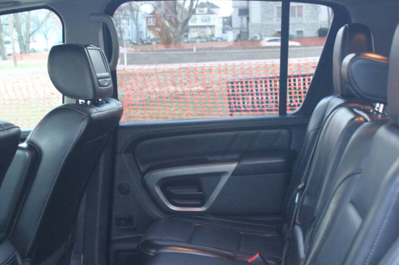 2015 Nissan Armada Platinum