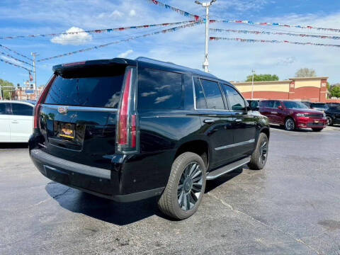 2017 Cadillac Escalade Luxury