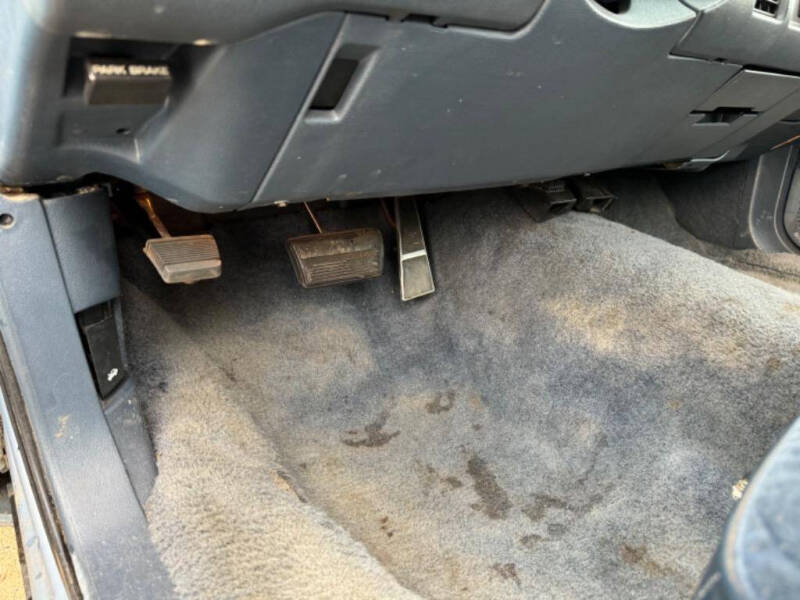 1992 Oldsmobile Custom Cruiser