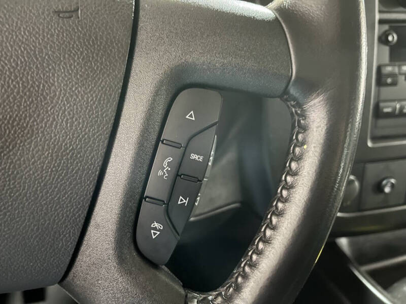 2020 Chevrolet Express LS 3500