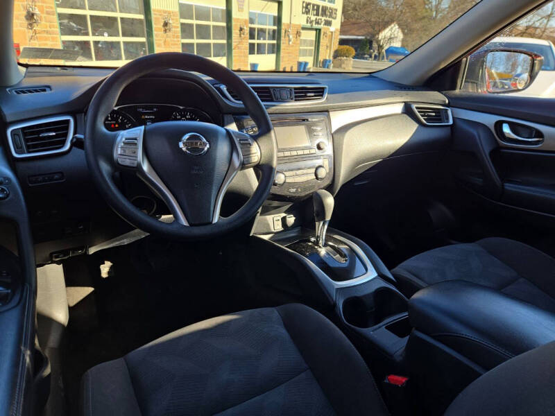 2016 Nissan Rogue SV