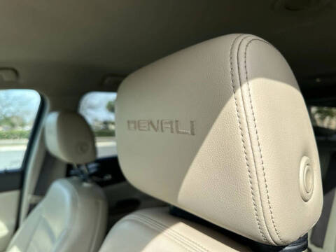 2018 GMC Acadia Denali