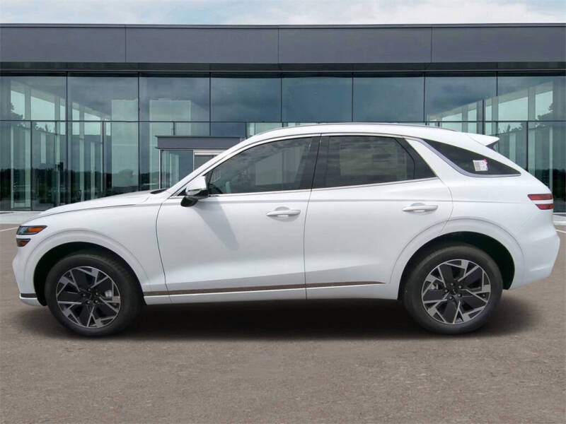 2026 Genesis Electrified GV70 Standard