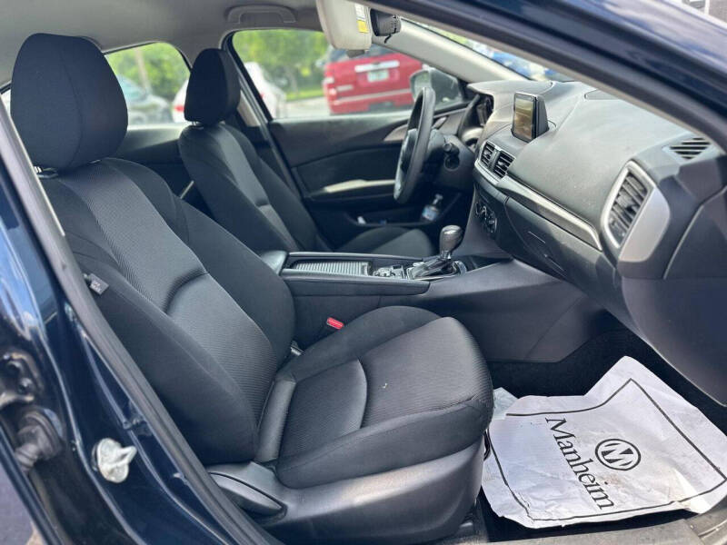 2018 Mazda MAZDA3 Sport