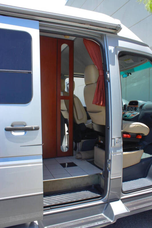 2006 Dodge Sprinter 2500