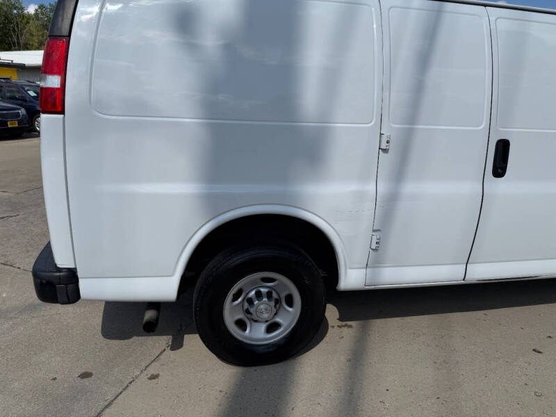 2017 Chevrolet Express 2500