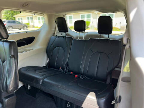 2017 Chrysler Pacifica