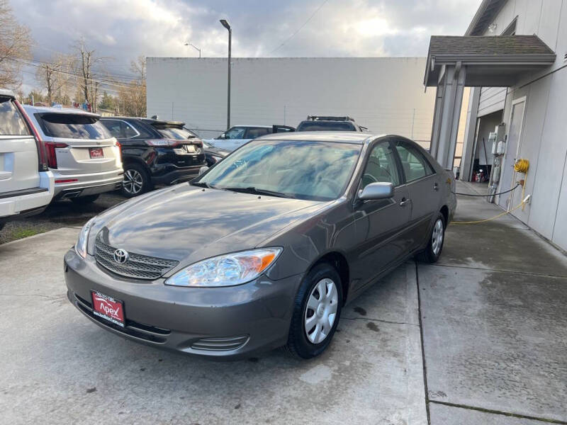 2004 Toyota Camry Standard
