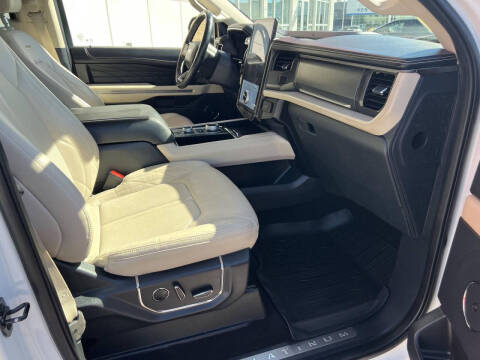 2023 Ford Expedition MAX Platinum