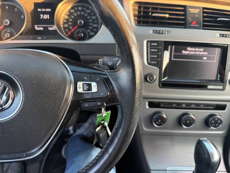 2015 Volkswagen Golf TSI SE