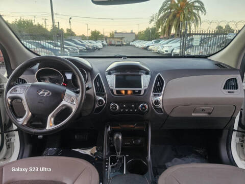 2011 Hyundai Tucson GLS