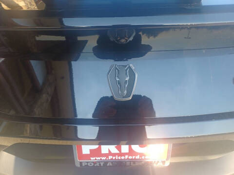 2025 Ford Mustang Dark Horse