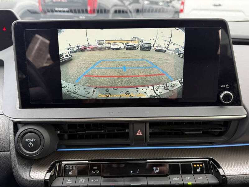 2024 Toyota Prius XLE