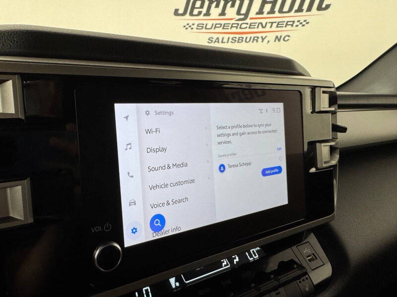 2025 Toyota Sequoia SR5