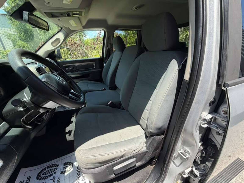 2015 RAM 1500 SLT