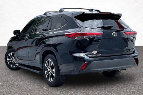 2020 Toyota Highlander XLE