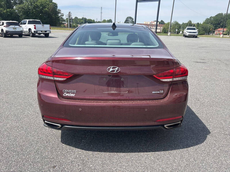 2015 Hyundai Genesis