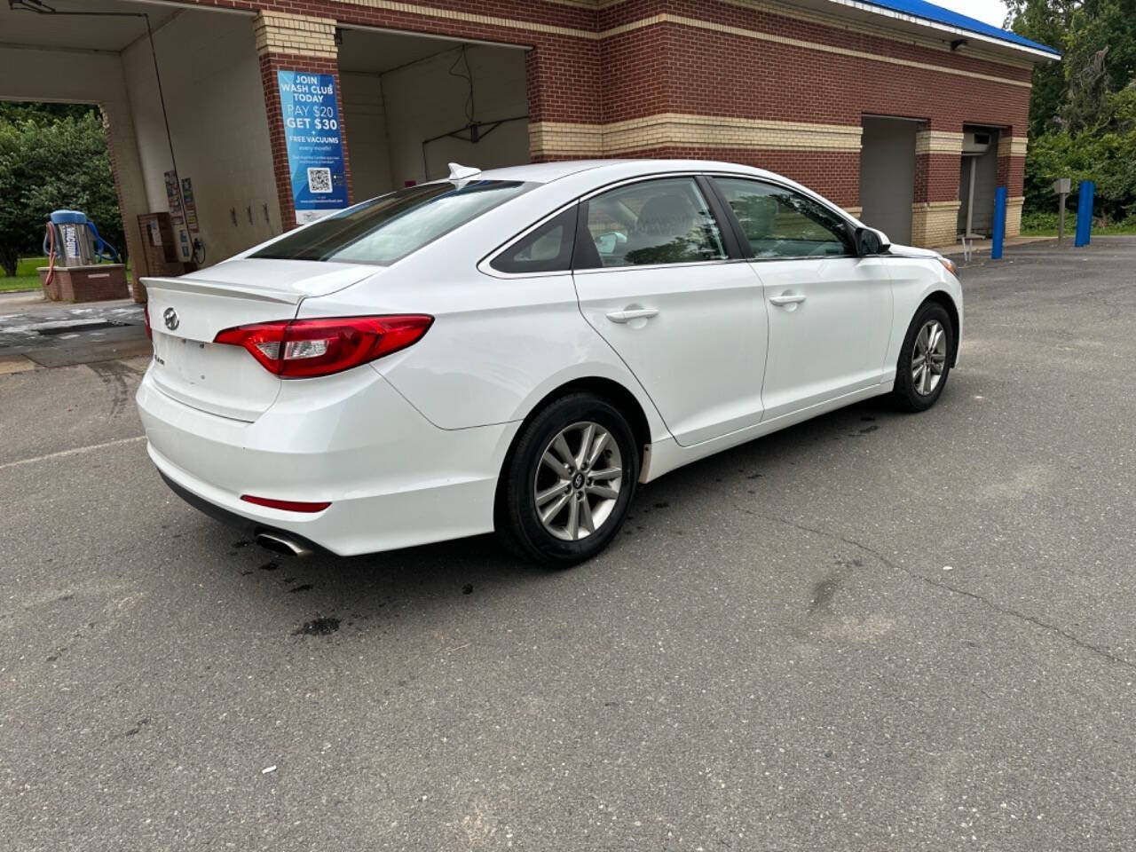 2015 Hyundai ELANTRA for sale at AUTO BEST in FORT MILL, SC