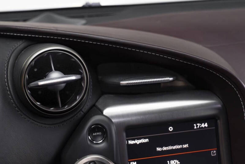 2018 McLaren 720S Luxury