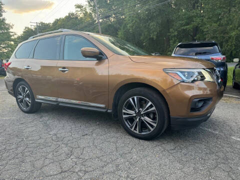 2017 Nissan Pathfinder Platinum