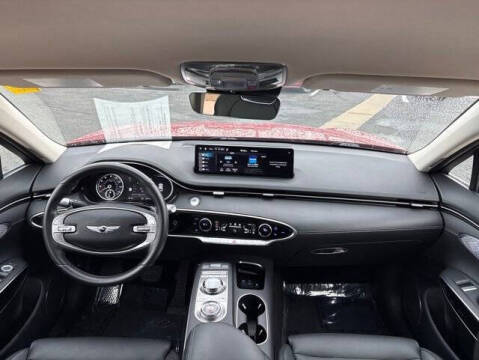 2025 Genesis GV70 2.5T Standard