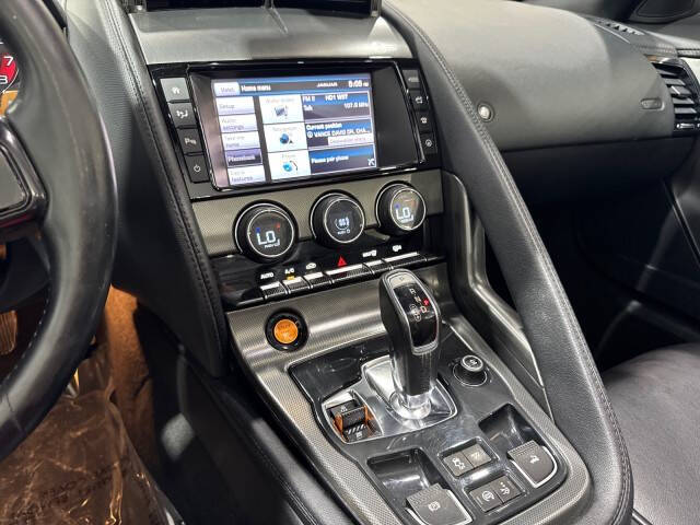 2014 Jaguar F-TYPE V8 S