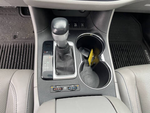 2016 Toyota Highlander Limited