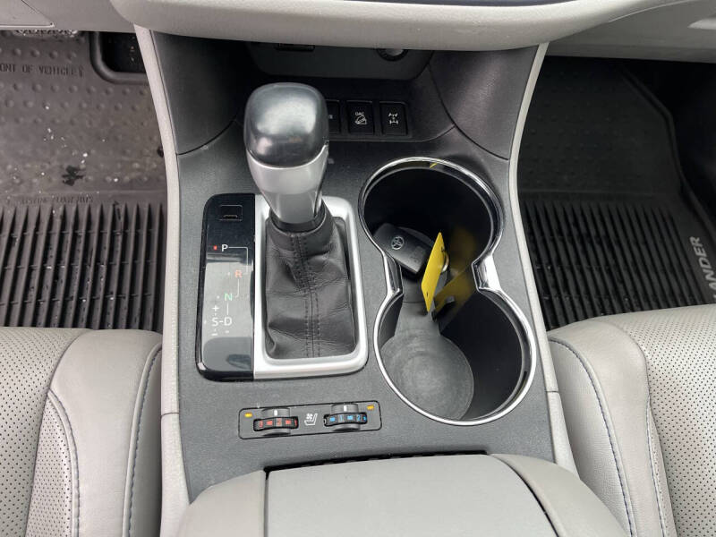 2016 Toyota Highlander Limited